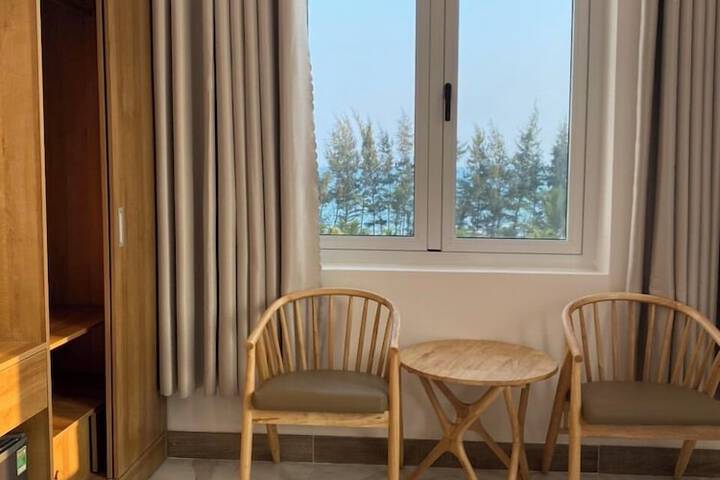 Room 12 of 46
