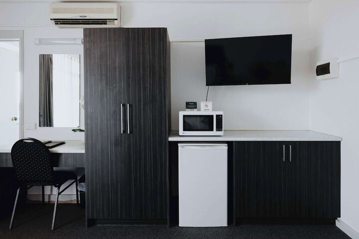Room 44 of 84