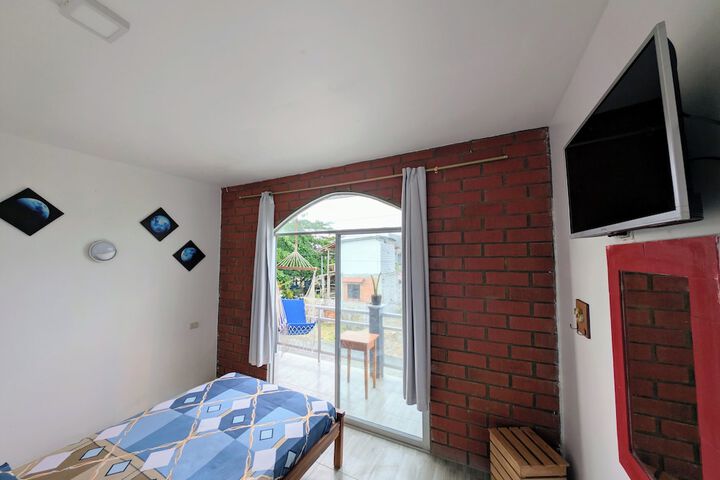 Room 12 of 29