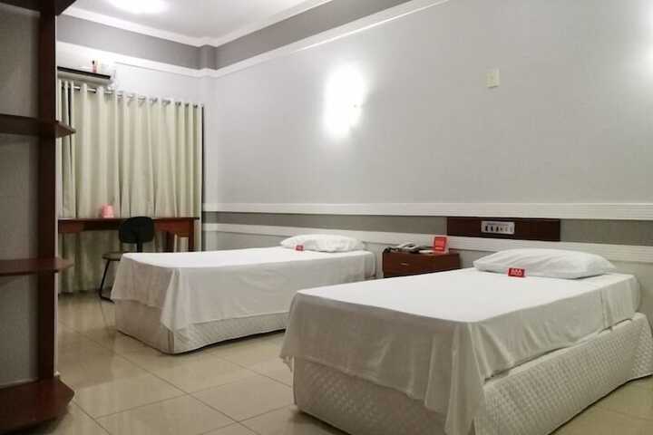 Room 10 of 23