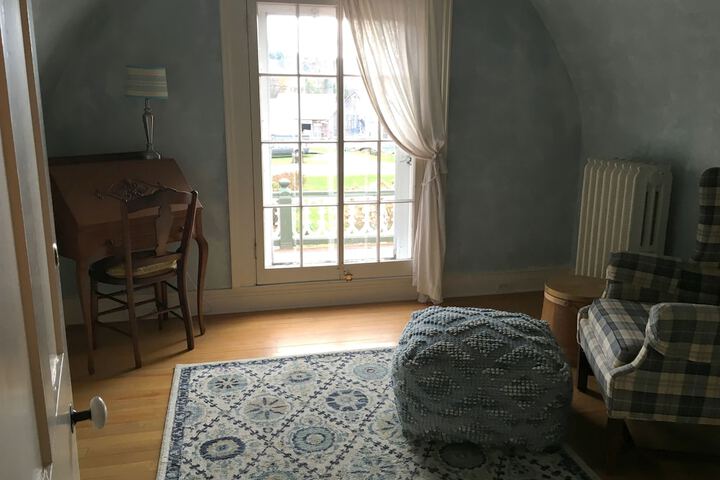Room 20 of 48