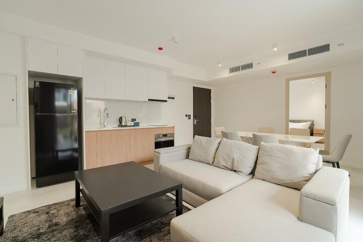Room 12 of 29