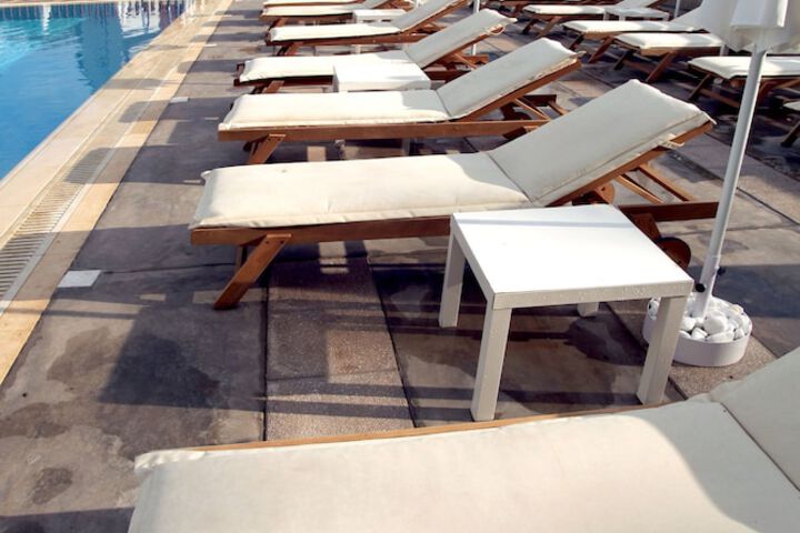 Pool 56 of 117