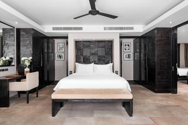 Room 5 of 92