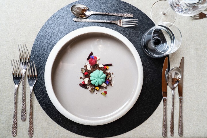 Dining 97 of 119