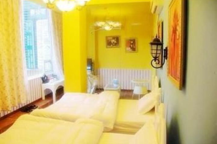 Room 17 of 29