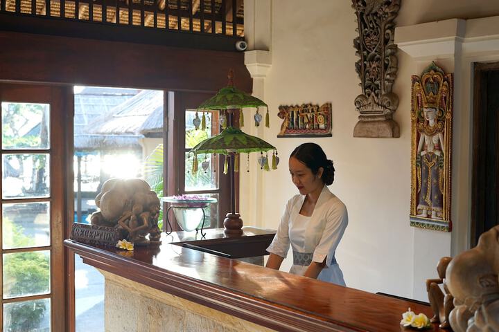 Lobby Photos