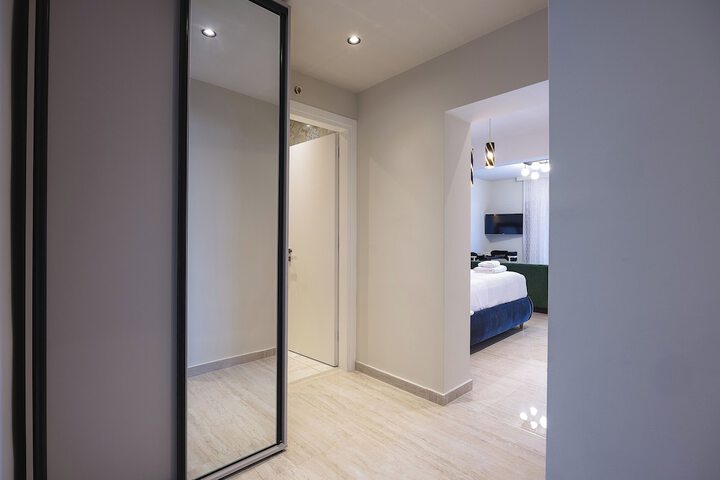 Room 19 of 130