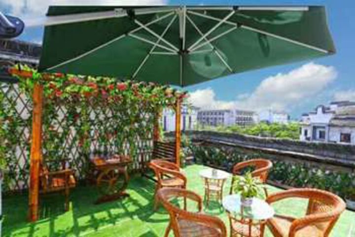 Terrace/Patio 6 of 10