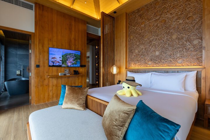 Room 25 of 145