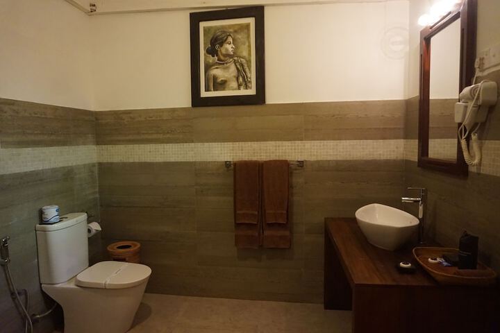 Room 29 of 83