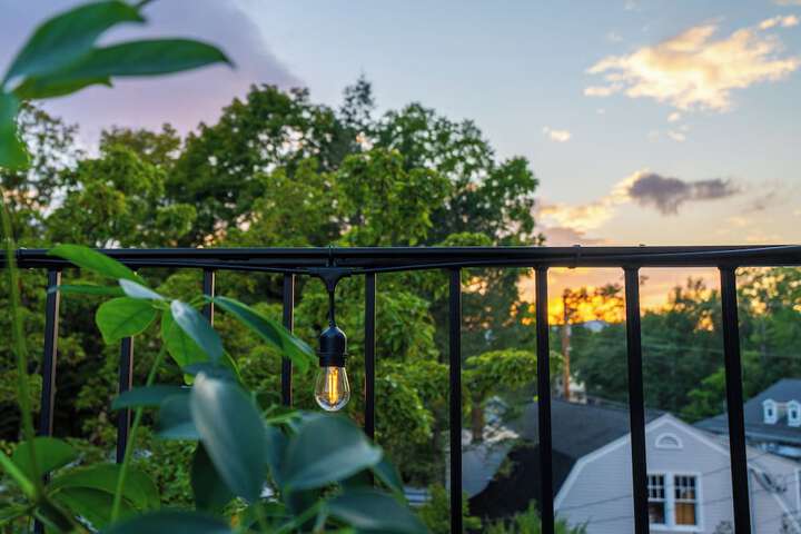 Sundeck 125 of 130