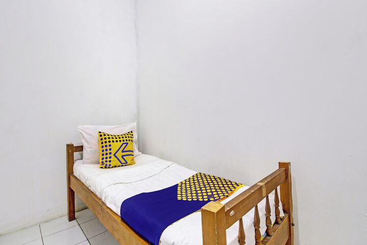 Room 17 of 23