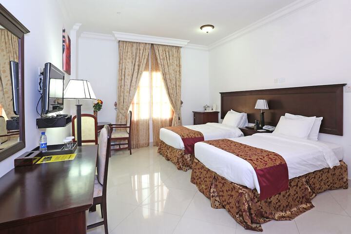 Room 6 of 38