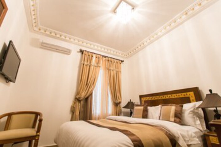 Room 20 of 25