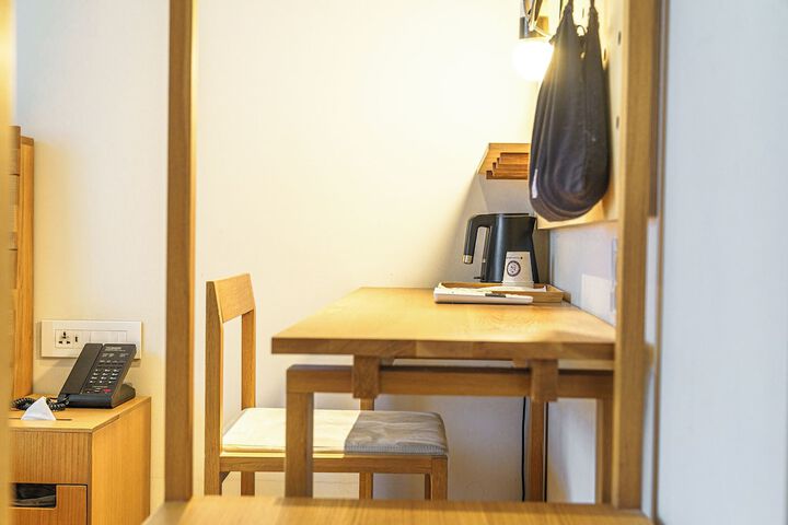 Room 33 of 88