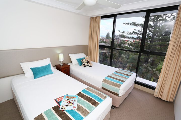 Room 3 of 44