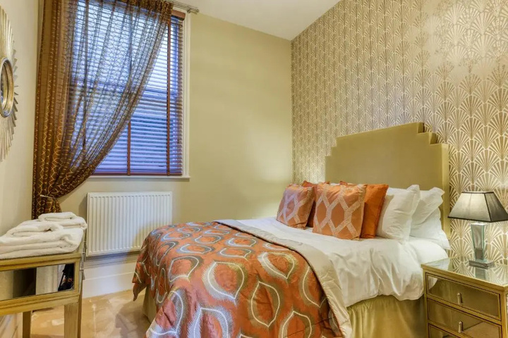 The Regency Sea views and a modern art deco style interior
