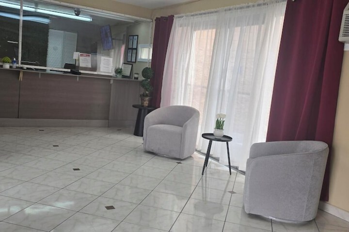 Hotel Interior 4 of 25