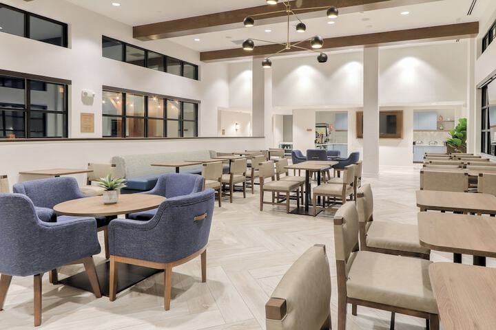 Breakfast/Coffee Service 44 of 59