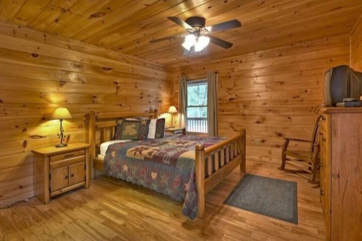 Room 3 of 5