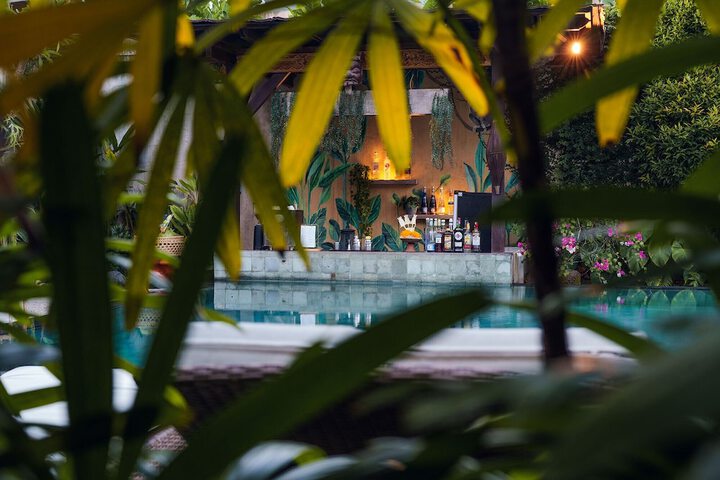 Pool 39 of 50