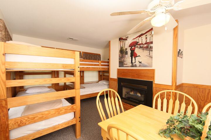 Room 8 of 50