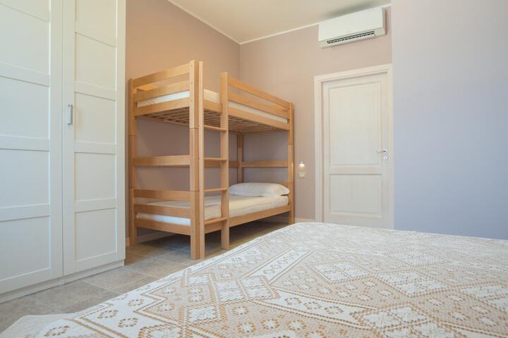 Room 18 of 51