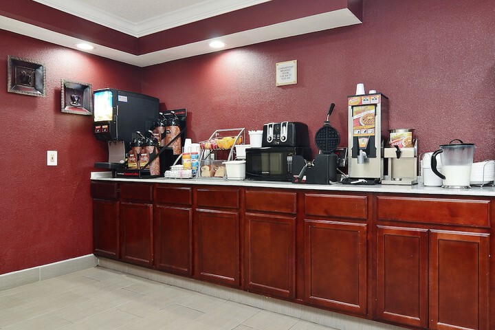 Breakfast/Coffee Service 24 of 28