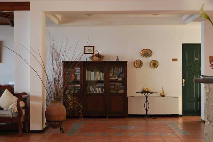 Room 18 of 50