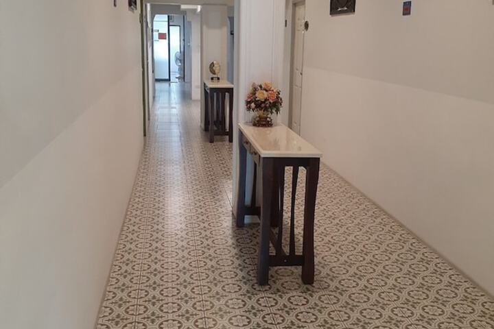 Ballroom/Hall 105 of 117