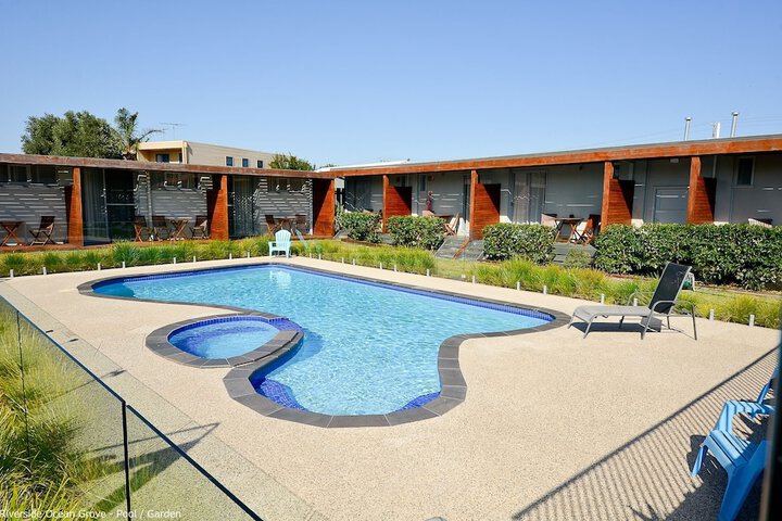 Pool 39 of 48