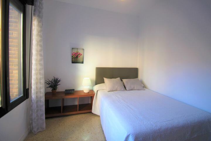 Room 10 of 42