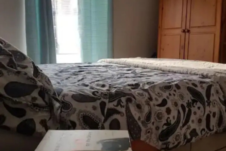Room 3 of 8