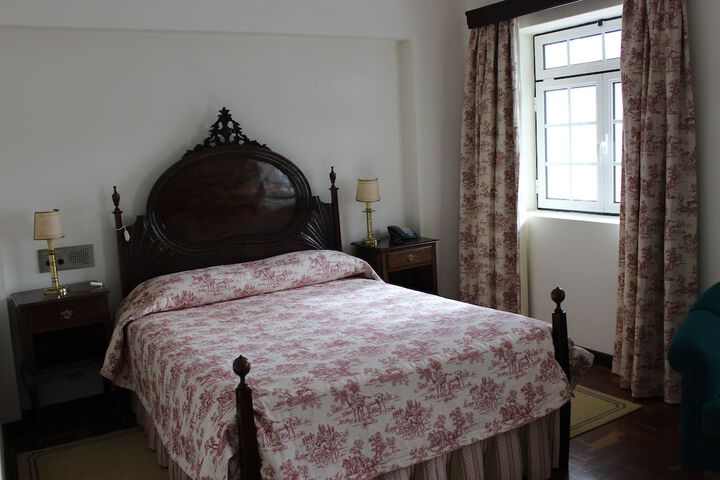 Room 9 of 96