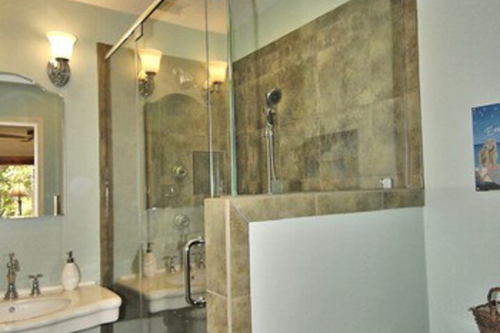 Room 4 of 23