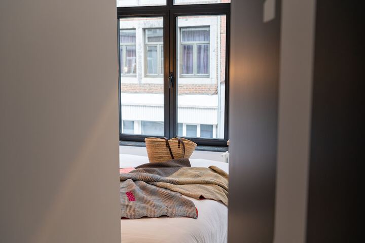 Room 19 of 48