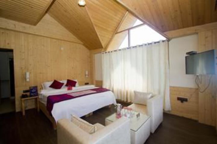 Room 15 of 27
