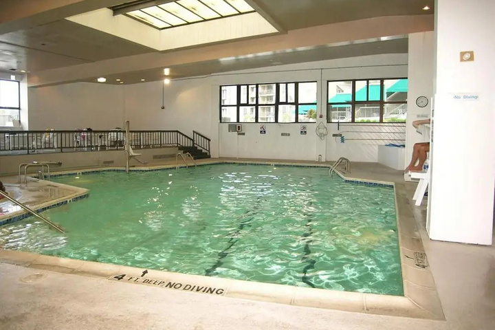 Pool 10 of 24