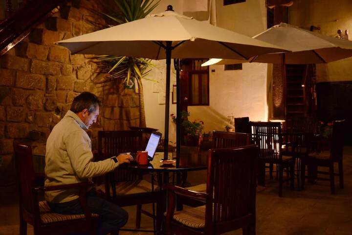 Dining 31 of 47