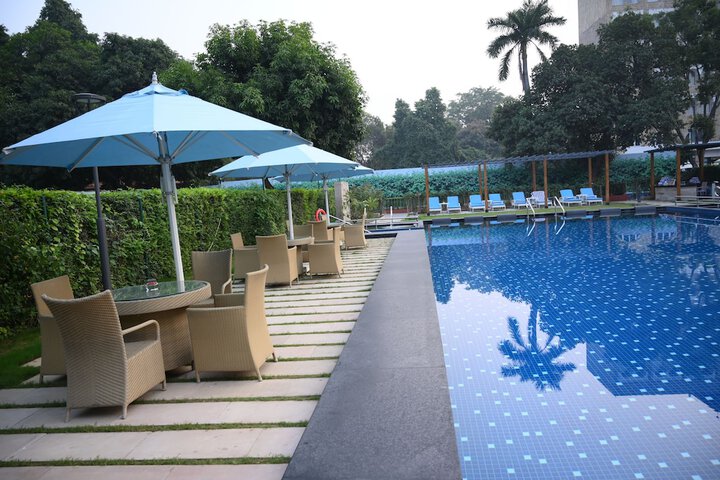 Pool 26 of 74