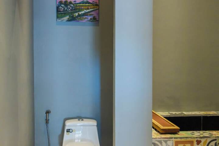 Room 11 of 39