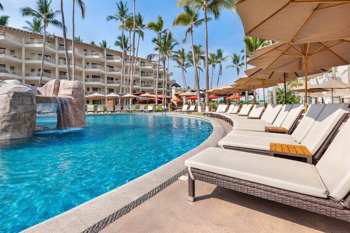 Pools & Facilities
