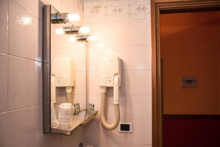 Clean Restrooms