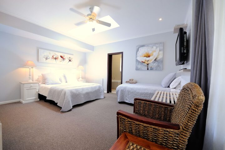 Room 3 of 46