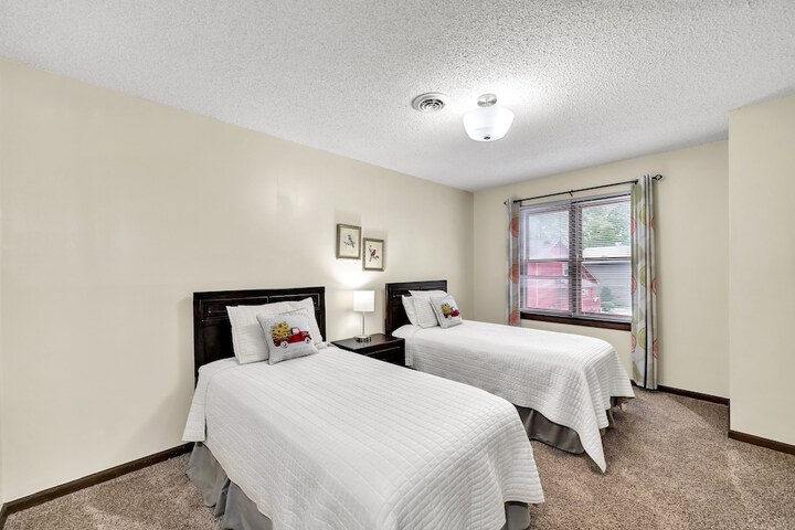 Room 41 of 180