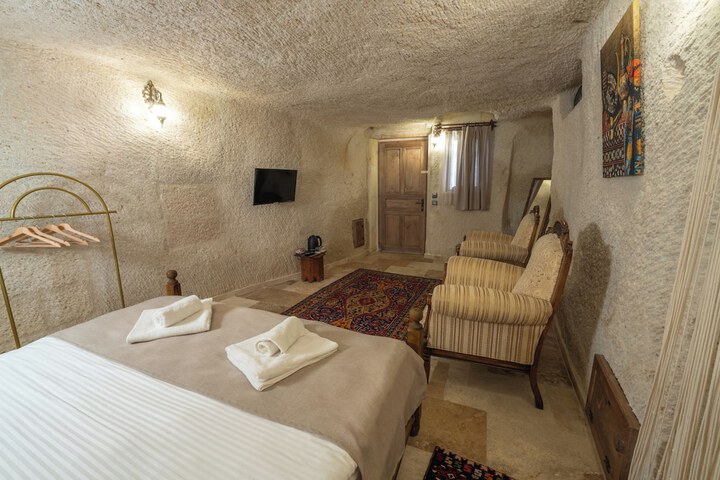 Room 17 of 120