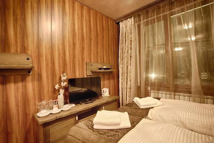 Room 3 of 26