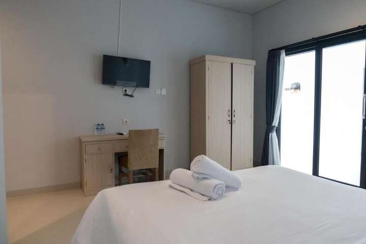 Room 3 of 15