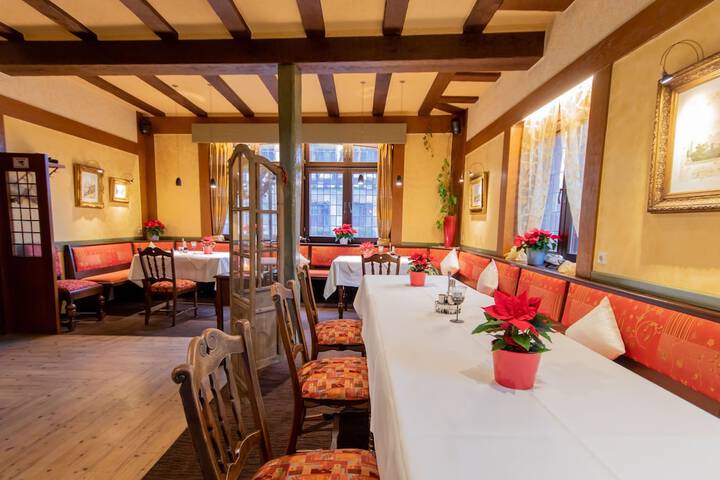Dining 60 of 74